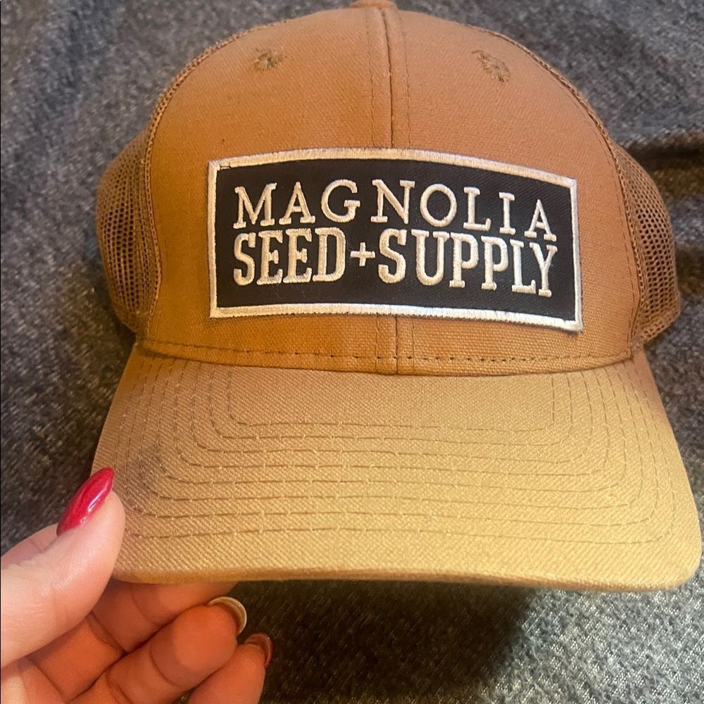 Magnolia Seed + Supply Brown Cap - Picture 2 of 5